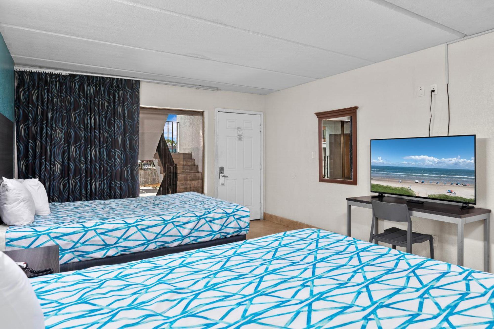 Windwater Hotel And Marina South Padre Island Room photo